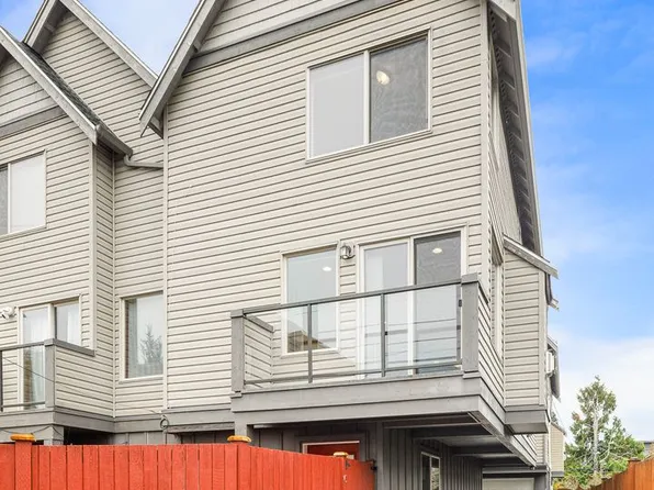 9007 18th Ave SW Unit C, Seattle, WA 98106