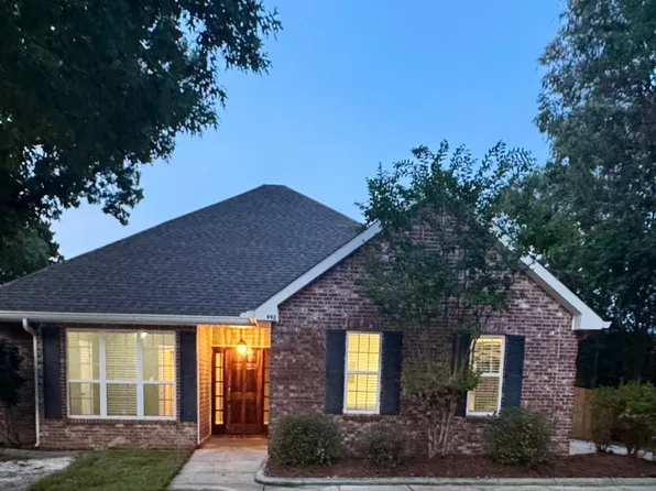 992 Halawa Ct, Diamondhead, MS 39525
