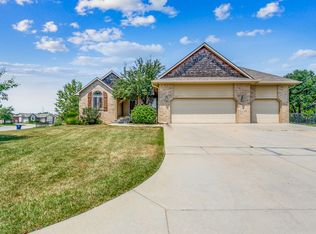 814 S Zelta Ct, Wichita, KS 67207