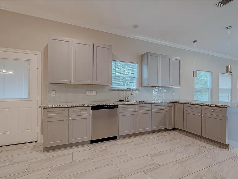 6022 Fite Rd — Photo 18