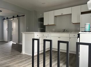 1401 N 18th St #2, Escanaba, MI 49829