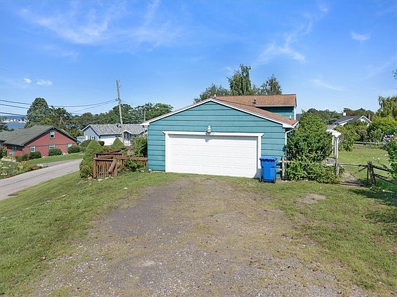 5th image of 7131 Bayview Dr