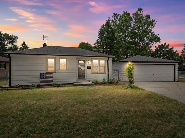 2421 W Bridge STREET, Milwaukee, WI 53221