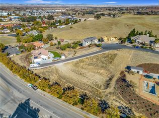 1225 Kapareil Ln #2, Paso Robles, CA 93446