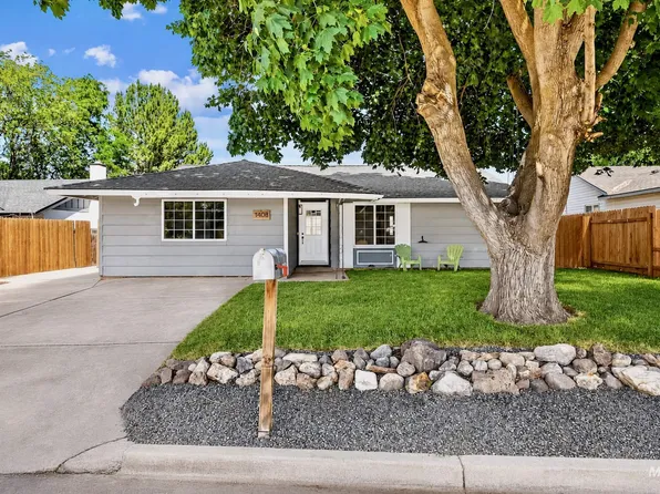 1408 N Indiana Ave, Caldwell, ID 83605