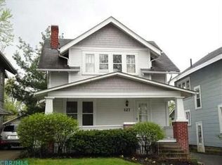 127 E Pacemont Rd, Columbus, OH 43202