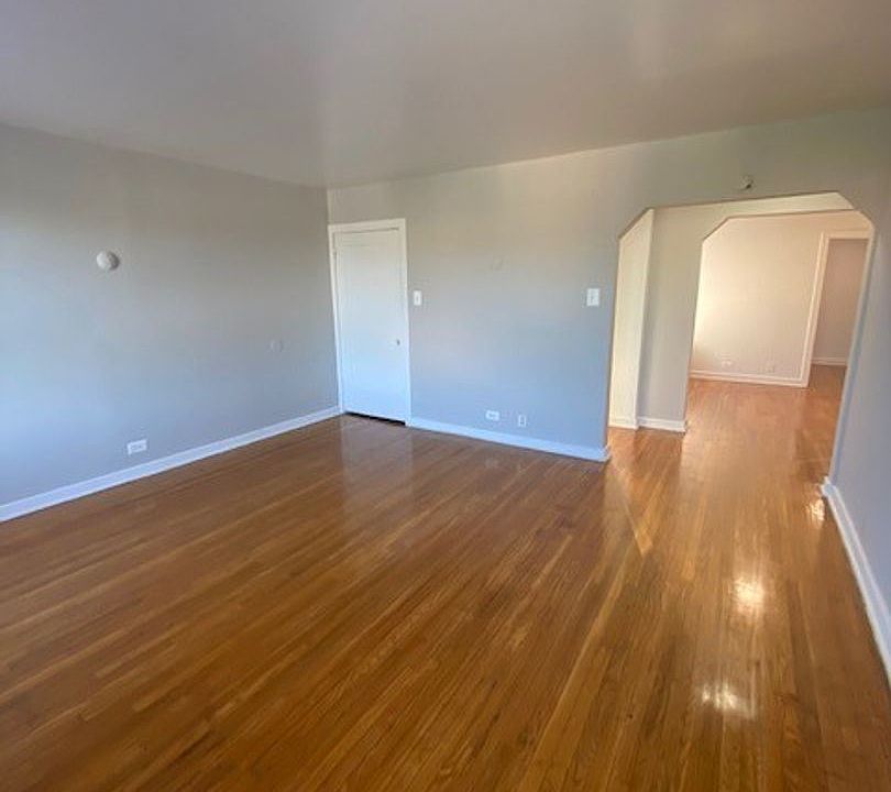 1st image of 5601 W West End Ave #5686154