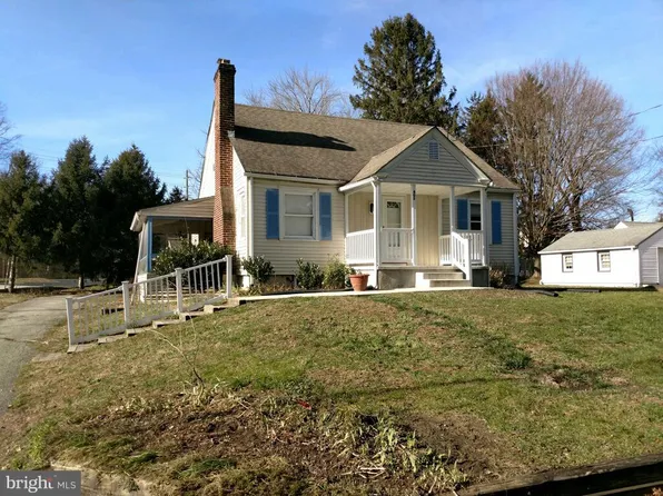 402 Bethel Mill Rd, Sewell, NJ 08080