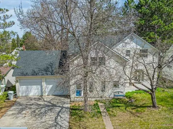 324 8th St NE, Chisholm, MN 55719
