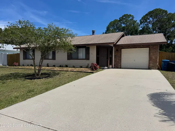 746 Universe St NW, Palm Bay, FL 32907