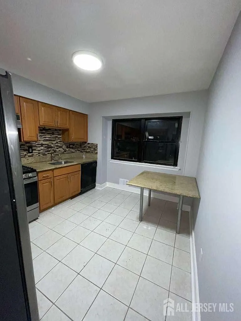 2 bed, 2.5 bath, 1540 sqft, $2,900 — Photo 4
