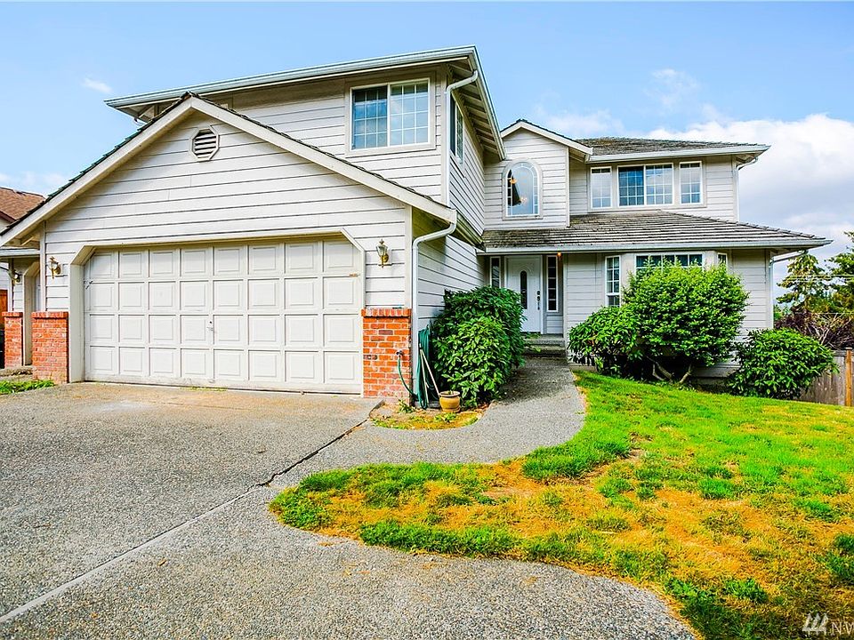 1st image of 6709 58th St NE