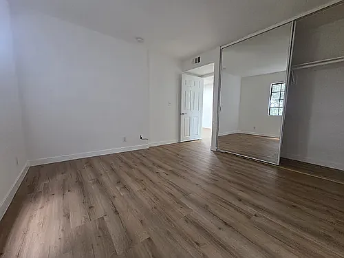 Toluca Lofts — Photo 21