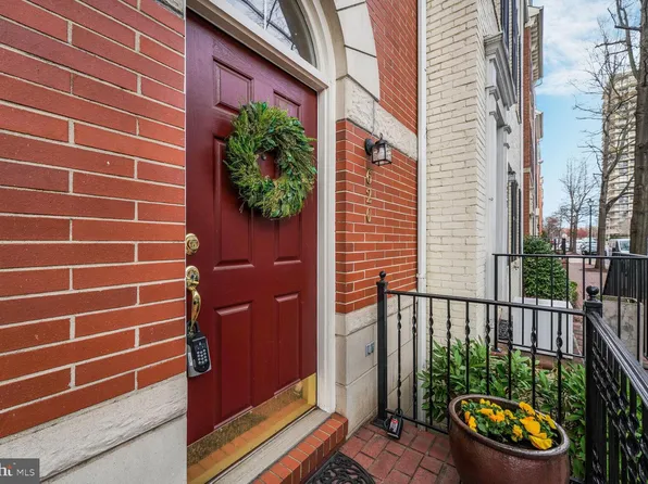 620 N Pitt St, Alexandria, VA 22314