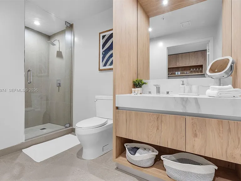 11 NE 6th St #Townhouse 2808 — Photo 6