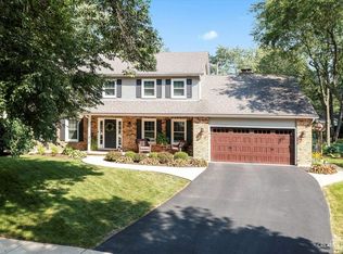612 Vicksburg Ct, Naperville, IL