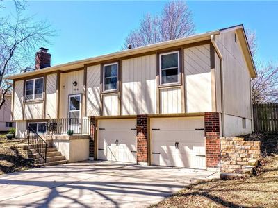 406 SE Jackson St, Lees Summit, MO, 64063