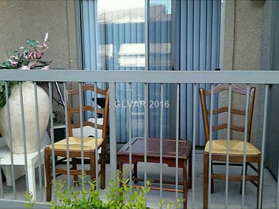 4th image of 8000 W Badura Ave #1053