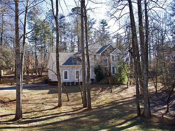 2nd image of 5610 Dunroven Ct