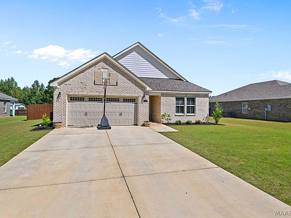 3rd image of 112 Kohn Dr