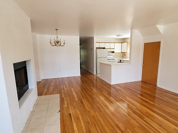 3rd image of 282 Buttrick Ave #X1
