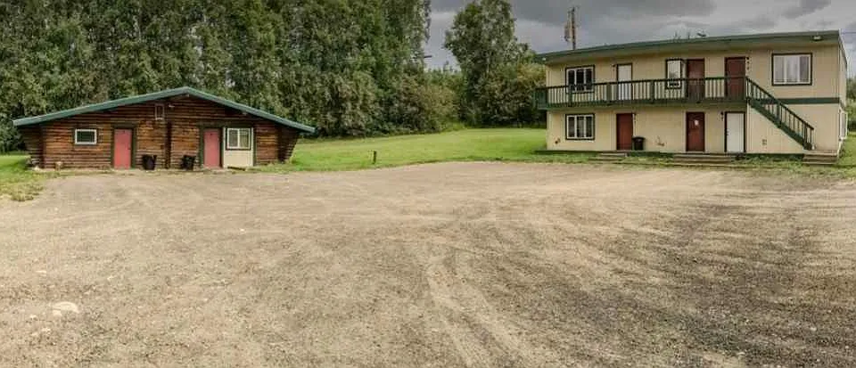 Wonderful 7 plex located at the corner of Steese & Chena Hot Springs Rd right across from Curry's Corner. This is a very quiet and peaceful community that is just minutes from town and Ft. Wainwright or short drive to the backside of N Pole via Chena Hot 