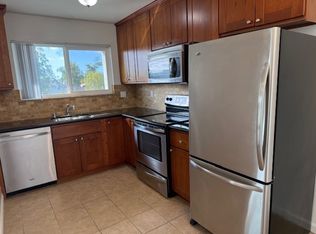 467 Clinton St APT 10, Redwood City, CA 94062