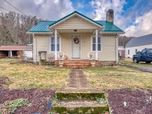 31076 Blossom Rd, Damascus, VA 24236