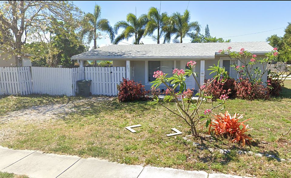 2nd image of 251 NE 51st St
