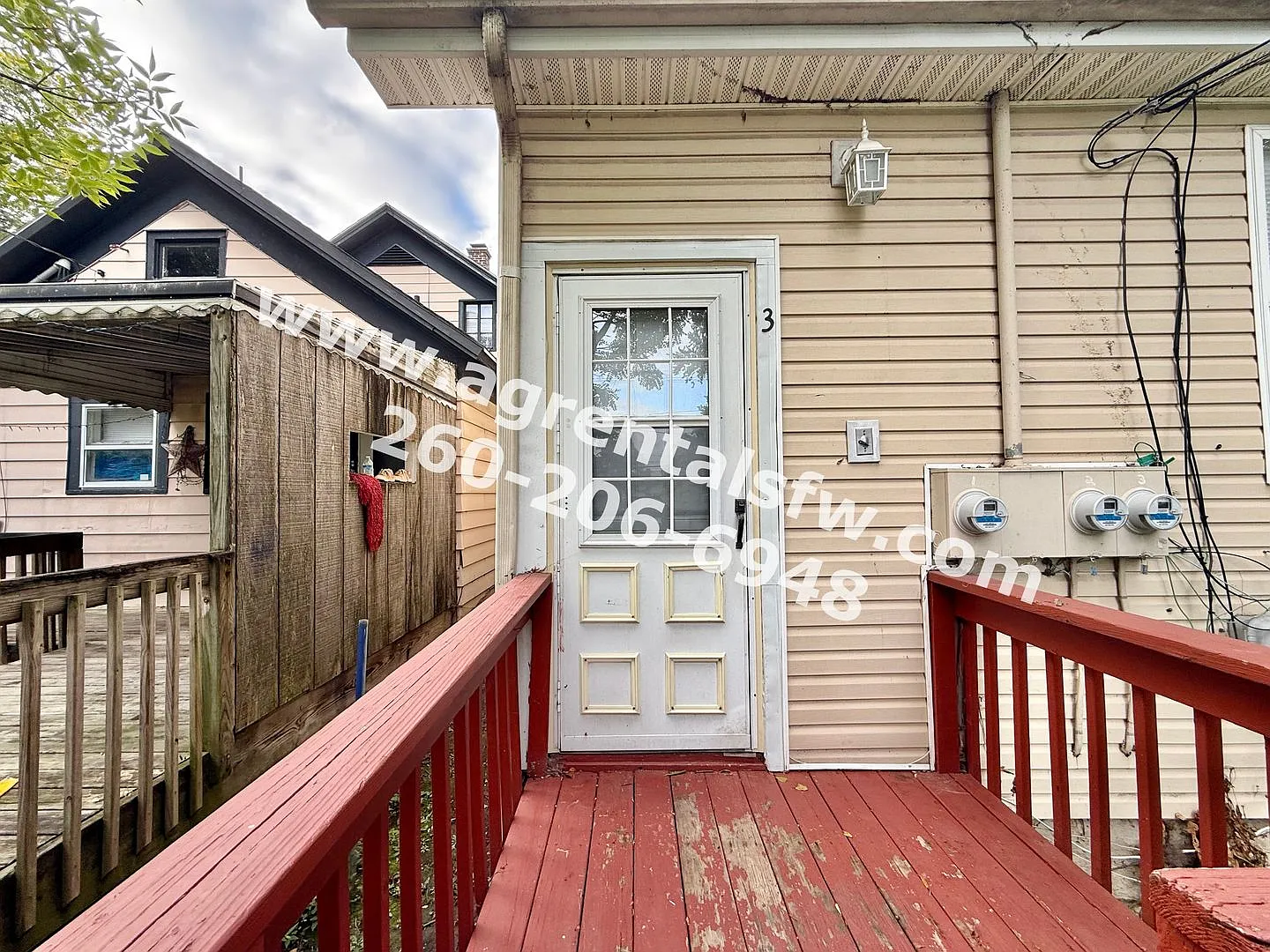 310 W Dewald St — Photo 2