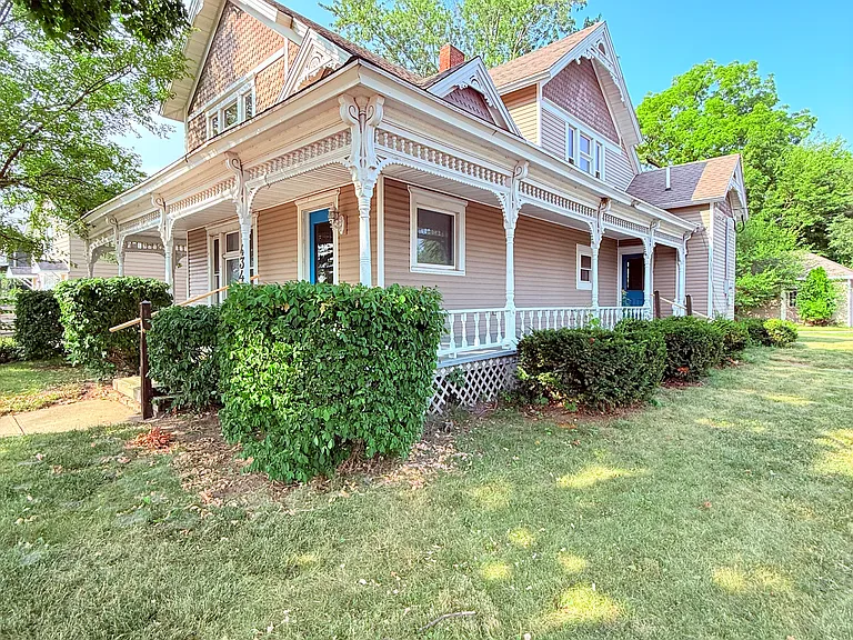 434 S Perry St — Photo 25