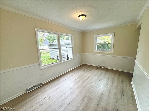 5th image of 2619 8th St