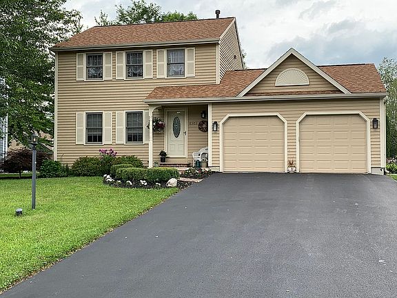 2nd image of 8303 Duckwood Dr