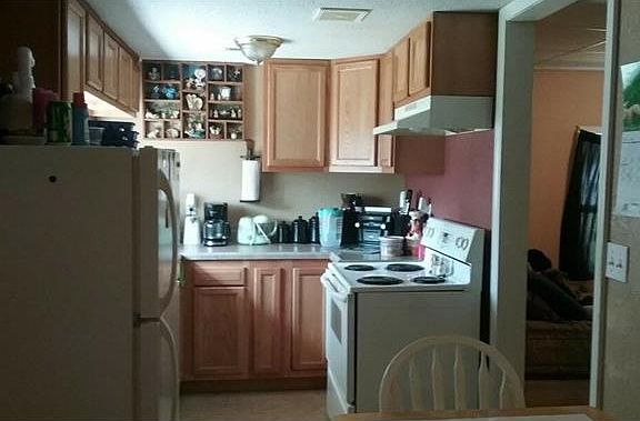 4th image of 908 N Mine St
