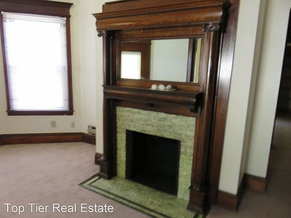 4th image of 320 N Cascade Ave APT 3
