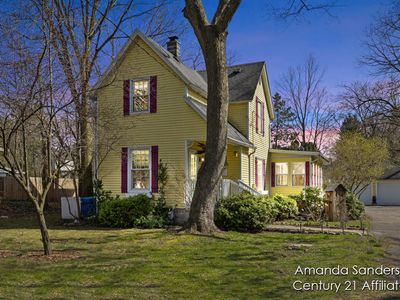 854 Knapp St NE, Grand Rapids, MI, 49505