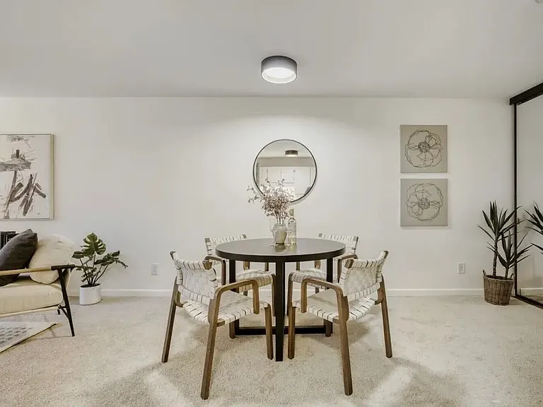 2501 Canterbury Ln E #215 — Photo 13