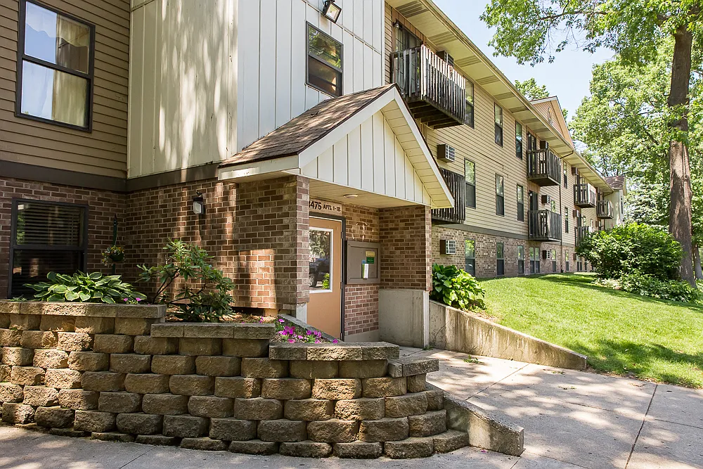 Peppercorn Apartments — Photo 1