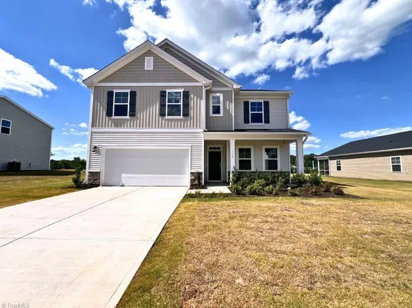 114 Cremello Dr, King, NC 27021