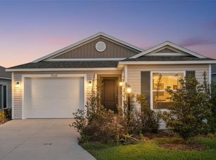 7548 Kuenher Ct, Okahumpka, FL 34762