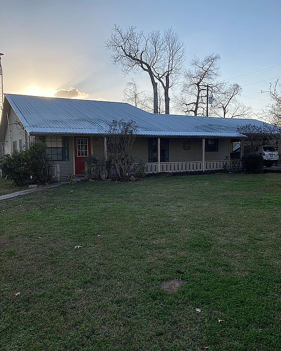 1st image of 169 Hunter Ln