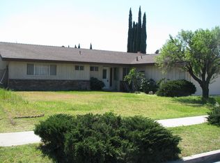 16423 Fontlee Ln, Fontana, CA 92335
