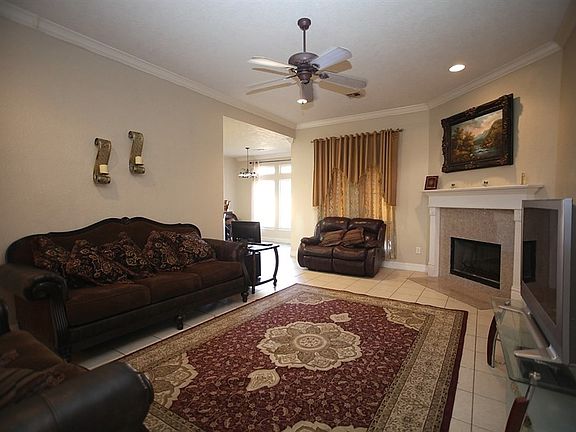 3rd image of 7880 Deerchase Dr