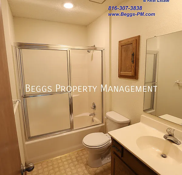 317 Dains St — Photo 5