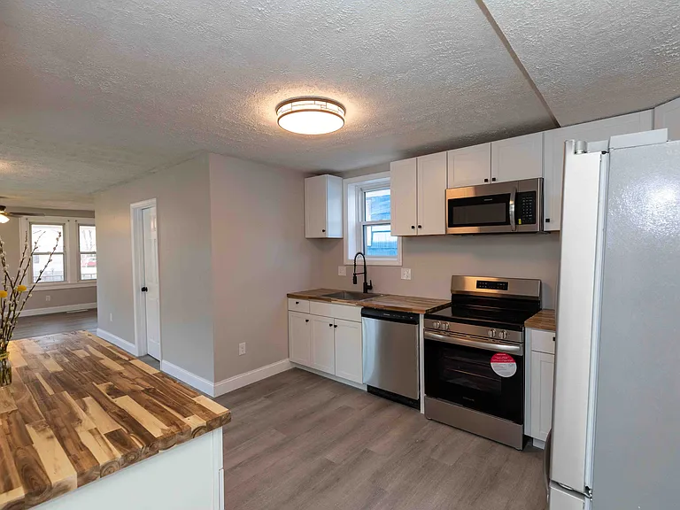 1818 Dallas Ave — Photo 10