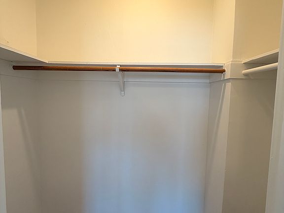 2nd image of 4726 Cabrillo St APT 2