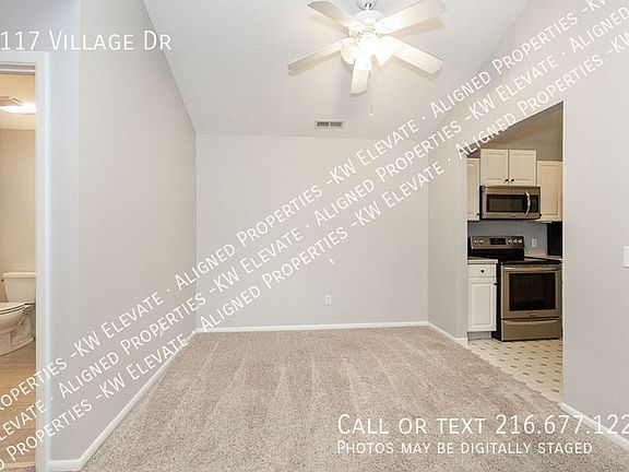 5th image of 7117 Village Dr
