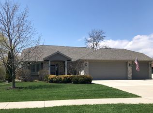 1011 S Main St, Cedar Grove, WI 53013