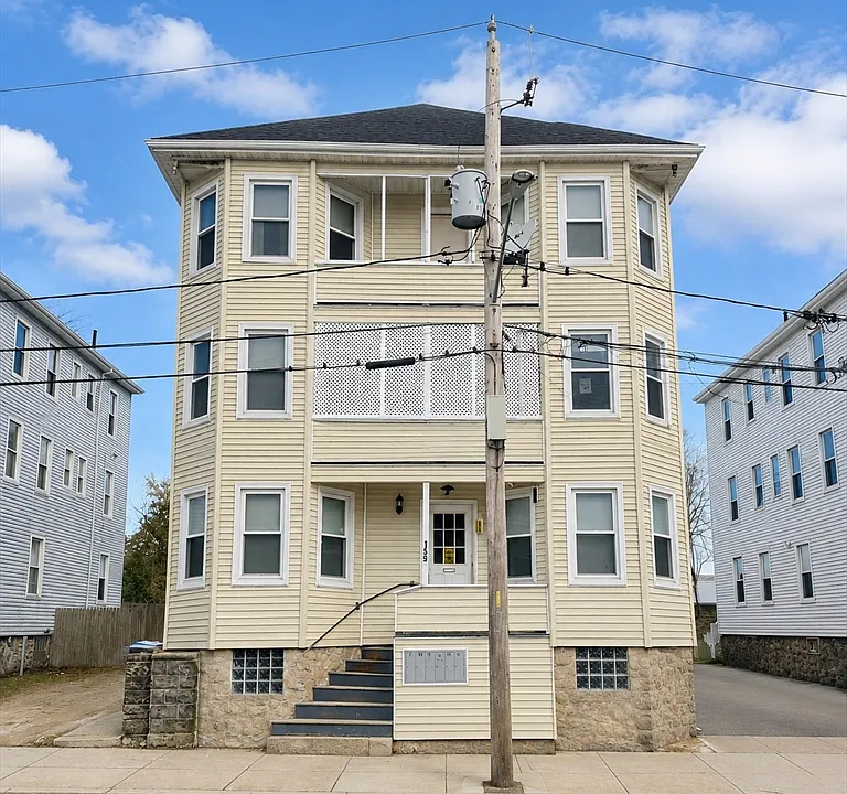 159 Frederick St #3W