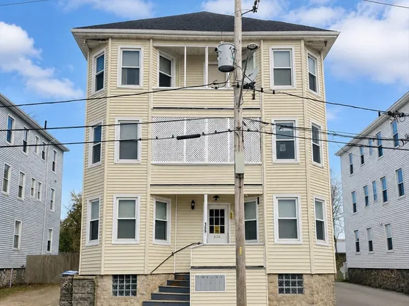 159 Frederick St #3W, New Bedford, MA 02744